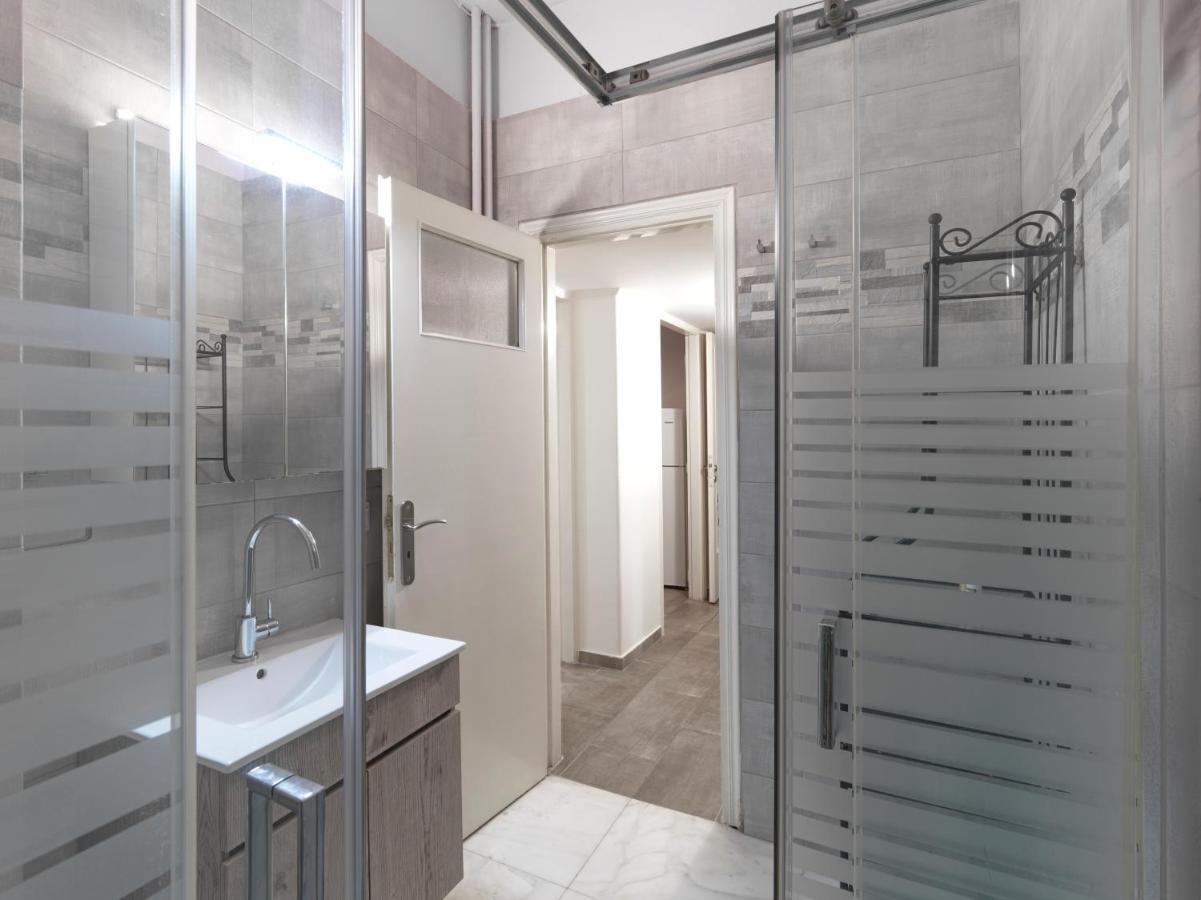 Spacious City Center Apartment Atina Dış mekan fotoğraf