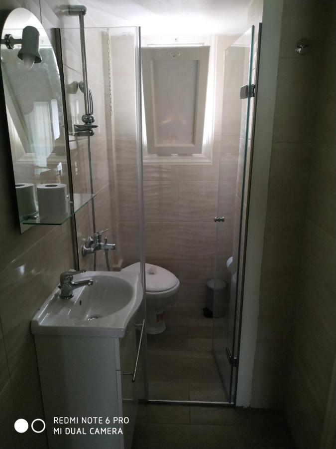 Spacious City Center Apartment Atina Dış mekan fotoğraf